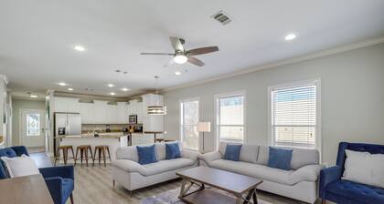 Relaxing Biloxi Vacation Rental Condo Near Beach!