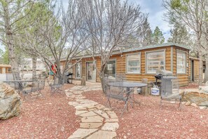 Apartment (0 Bedroom) | Interior - 5 Mi to Alto Lake! Pet-friendly Ruidoso Studio (Ruidoso)