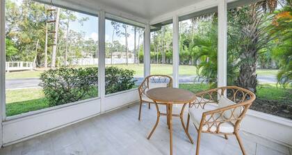 Modern Naples Duplex Home ~ 7 Mi to Beach!