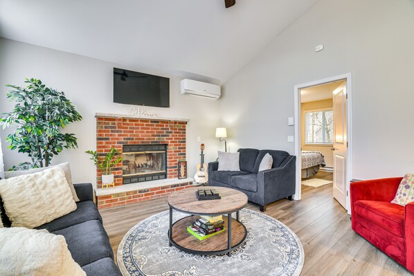 Living area - Stylish Tobyhanna Home w/ Fire Pit + Lake Access! (Tobyhanna)