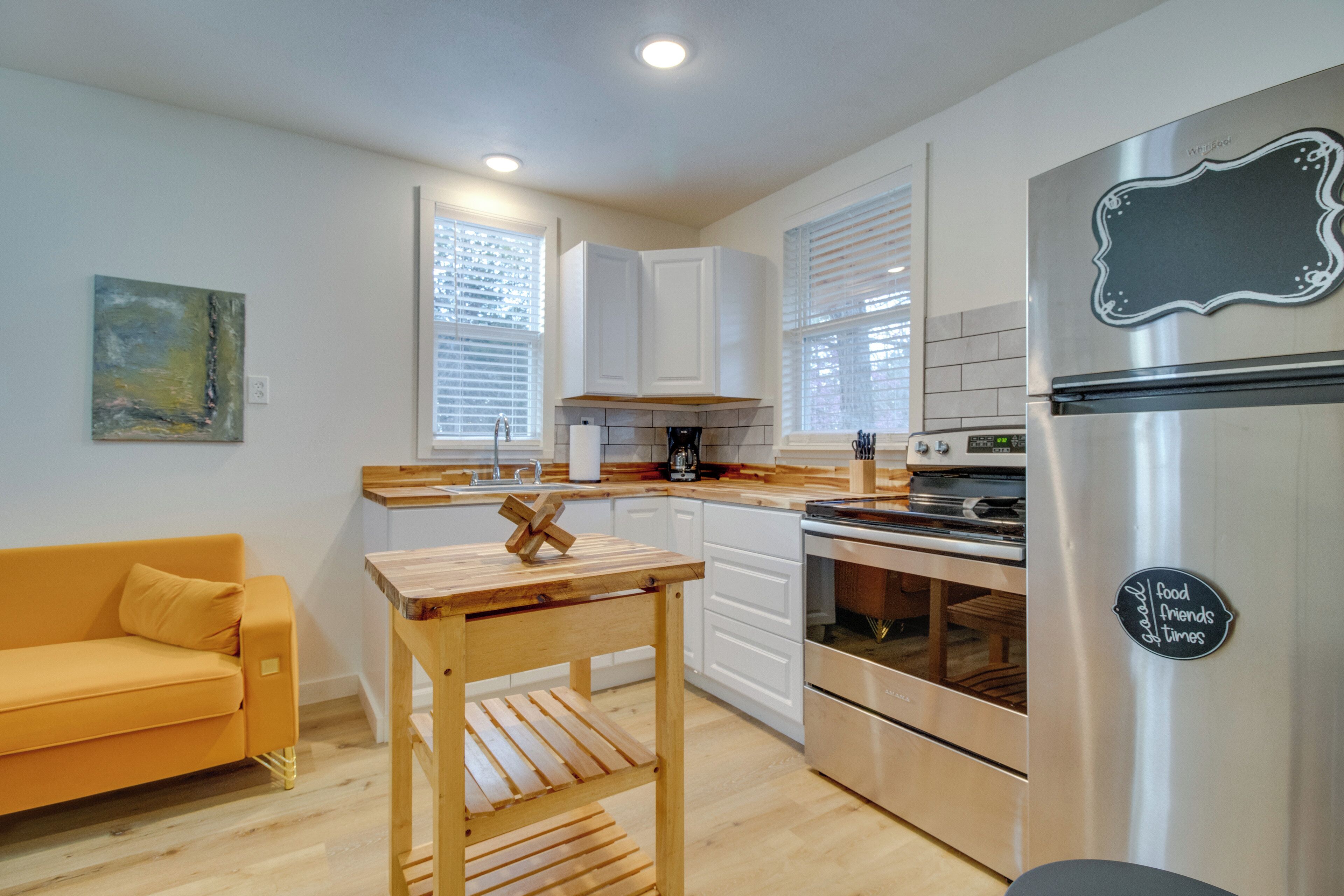 Apartment (0 Bedroom) | Interior