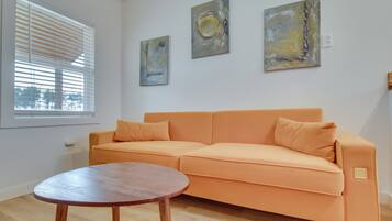 Apartment (0 Bedroom) | Interior