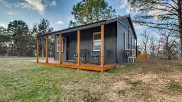 Apartment (0 Bedroom) | Interior