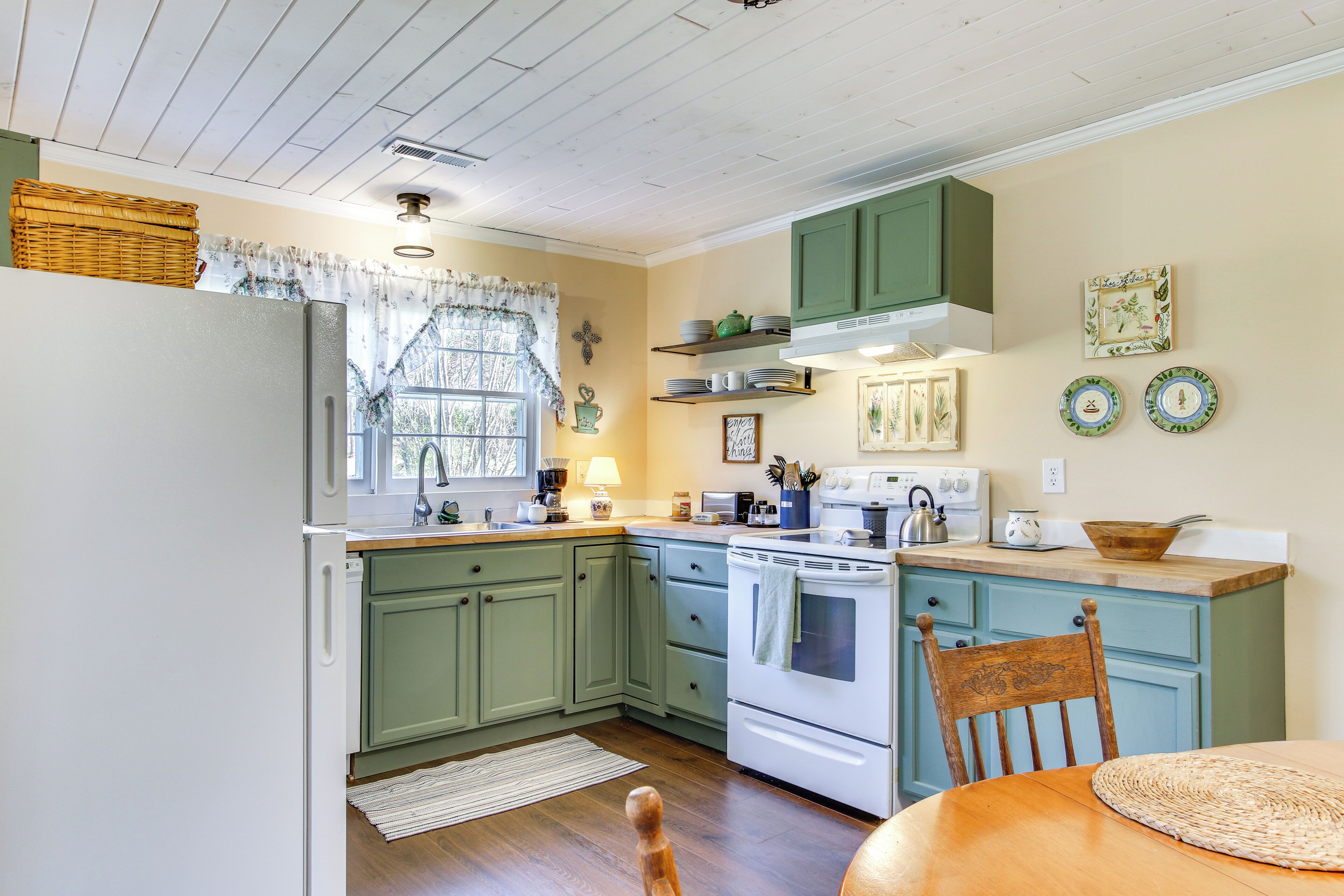Cottage (2 Bedrooms) | Interior
