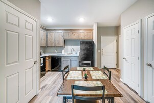 Apartment (1 Bedroom) | Interior