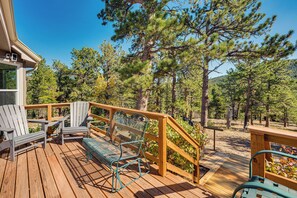 House (2 Bedrooms) | Interior - Quiet + Peaceful Home in Allenspark w/ Deck! (Allenspark)