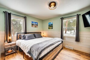 House (2 Bedrooms) | Interior