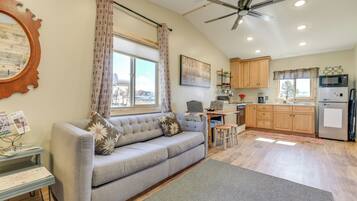 House (1 Bedroom) | Front of property