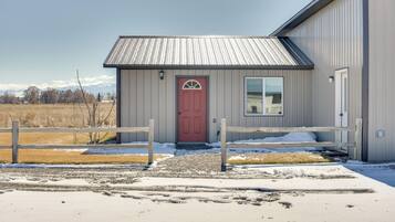 House (1 Bedroom) | Interior