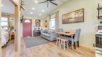 Rumah (1 Bedroom) | Interior