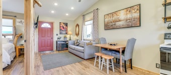 Cozy Dillon Retreat: Fireplace, Mountain Views!