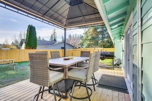 House (4 Bedrooms) | Interior - Charming Arlington Home w/ Hot Tub & Fenced Yard! (Arlington)