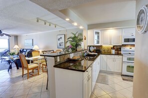 Fridge, microwave, oven, stovetop - ☀️Stunning Beachfront-Pool+HotTub-Surfside South 312☀️ (Madeira Beach)