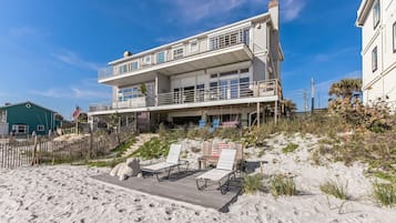 Appartement Duplex, 3 chambres | Terrasse/Patio