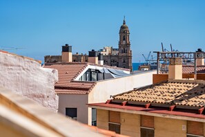View from property - Sunset Malaga Apartments - Capuchinos (Málaga)