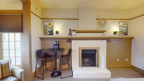 Saguaro Casita | Charming 1BR Studio Steps from the Santa Fe Plaza