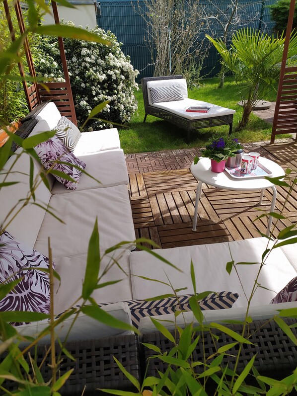 Terrace/patio - Maison/ Jardin, Proche Paris, Jeux Olympiques, Château de Versailles-8 Personnes (78480, Verneuil-sur-Seine (Yvelines))