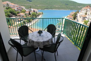 Outdoor dining - Villa Hortus / 4 Apartment with Sea view (Neum)