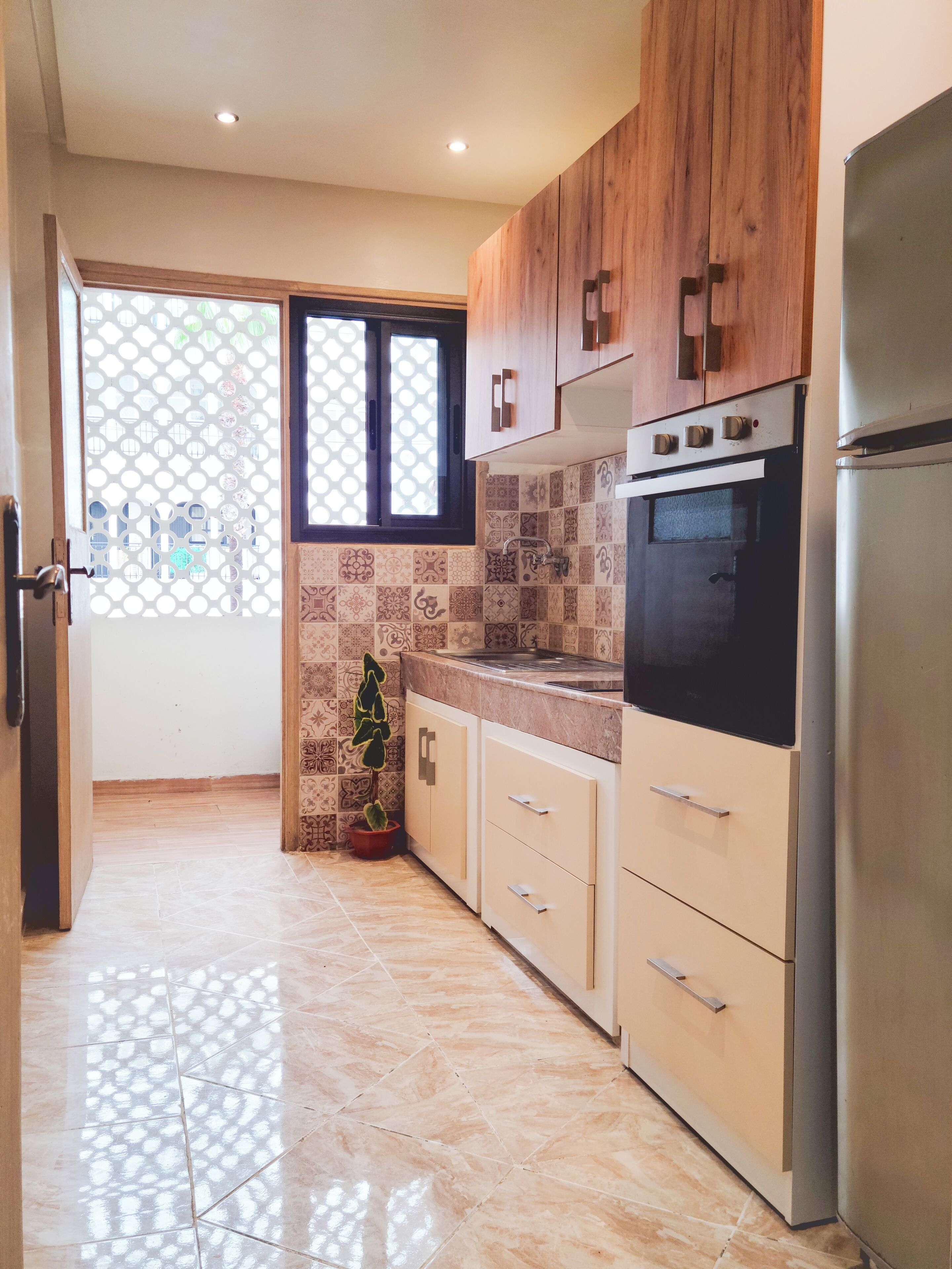 Comfort Apartment, 2 Bedrooms | Private kitchen | Fridge, stovetop, mixer, toaster oven