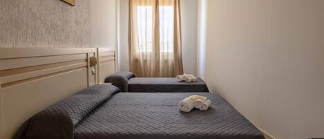 1 Schlafzimmer, Schreibtisch, kostenloses WLAN, Bettwäsche