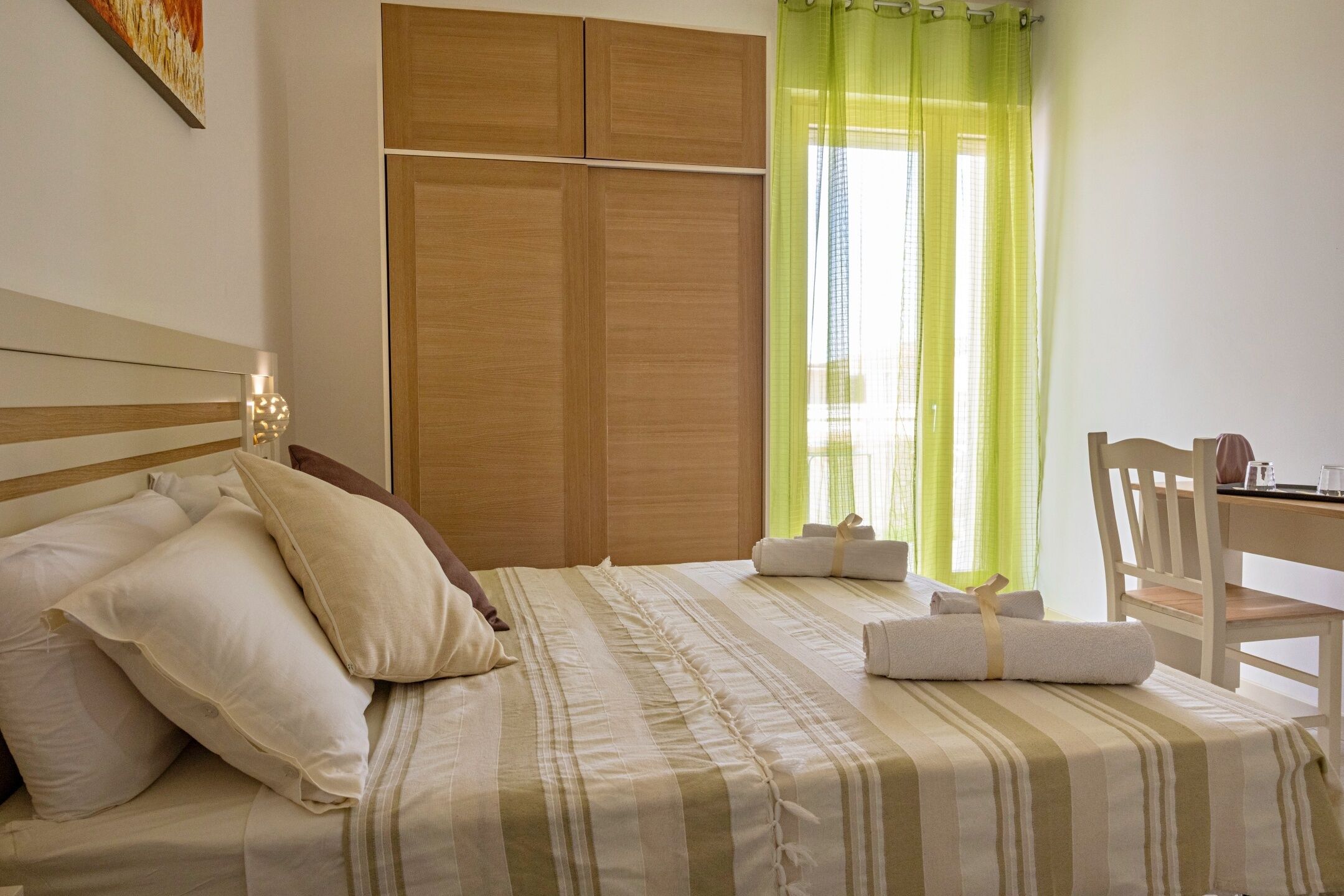 2 chambres, bureau, Wi-Fi gratuit, draps fournis