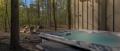 Bain à remous extérieur