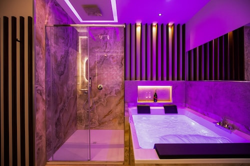 AlbaDea Déco&Jacuzzi