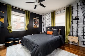 2 bedrooms, free WiFi, bed sheets - Luxury Urban Oasis Free Parking Centrally Located! (Washington)