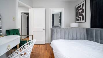 2 多间卧室、免费 WiFi、床单