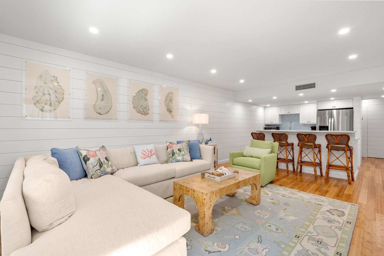 1351 Fairway Oaks: Renovated 2BR, Near Beach & Golf, Beach Gear/Bike Credit