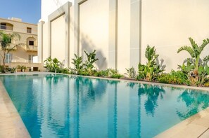 Pool - Ramla views retreat: Hot Tub, pool, 2 min to beach (Ix-Xagħra)