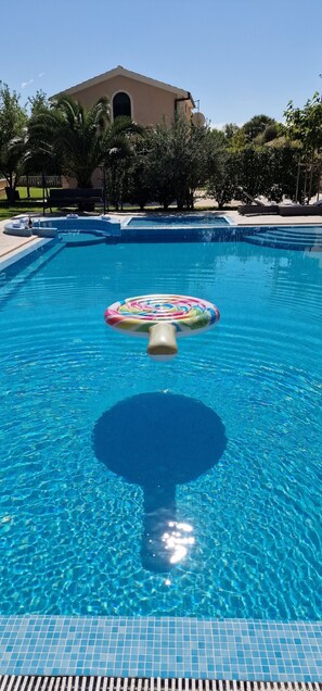 Outdoor pool - Diverso A Holiday property (Solin)