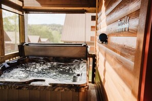 Bain à remous intérieur