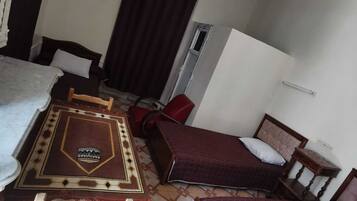 Free WiFi, bed sheets