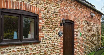 UK46714 - Flint Lodge