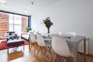 Family Penthouse, 3 Bedrooms, Park View | In-room dining - My Space Barcelona Park Putxet Rentals (Barcelona)