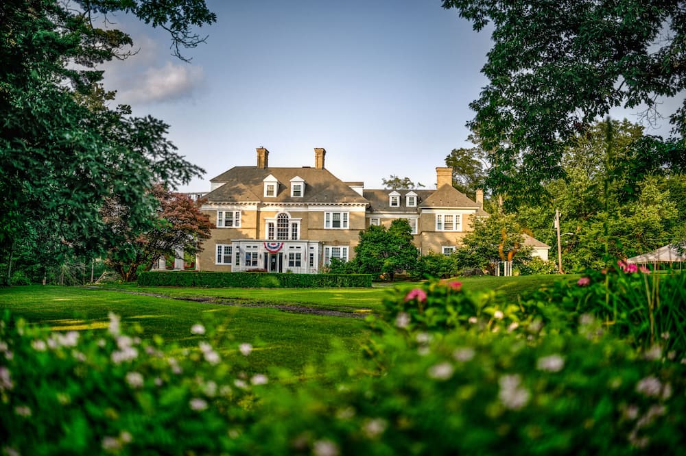 Kane Manor Inn - Sheffield, PA