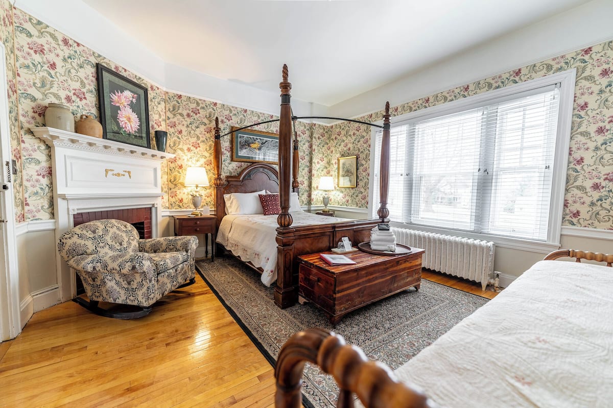 Executive Room, Multiple Beds | 1 bedroom, individually decorated, individually furnished, free WiFi