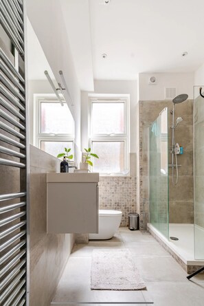 Towels, soap, toilet paper