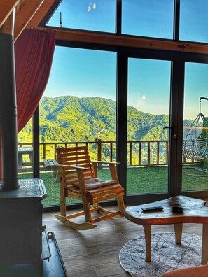 Interior - Dvabi suit bungalov (Camlihemsin)