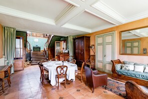 ヘアドライヤー、タオル