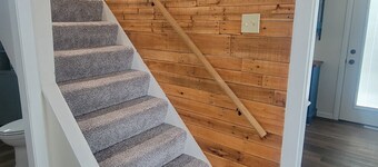 Boho cozy 3 bedroom cottage close to Syracuse and Oswego with waterfront views.