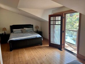 4 bedrooms, WiFi, bed sheets