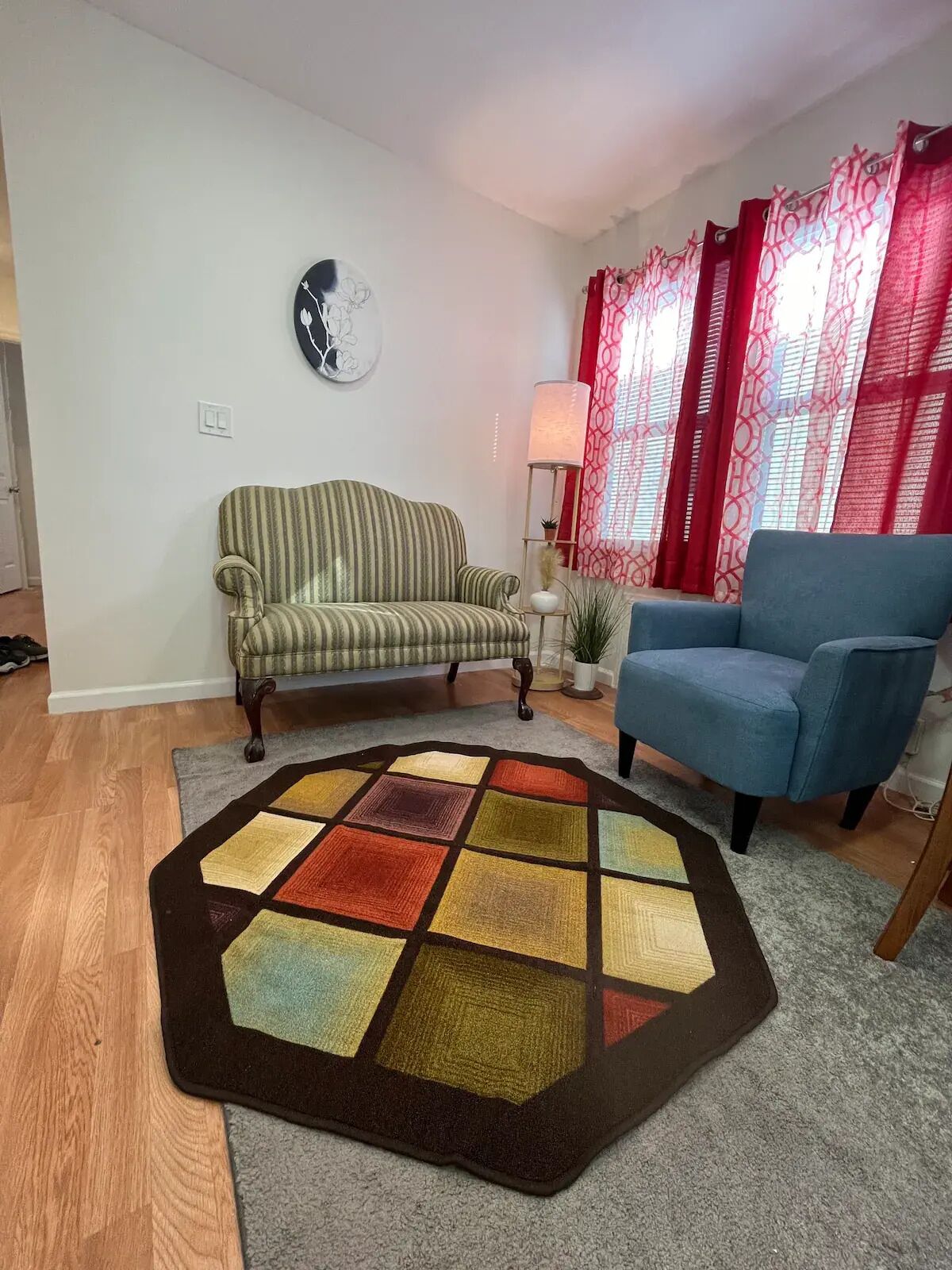 2 Bedroom Apartment, Near to Belmont race track and UBS