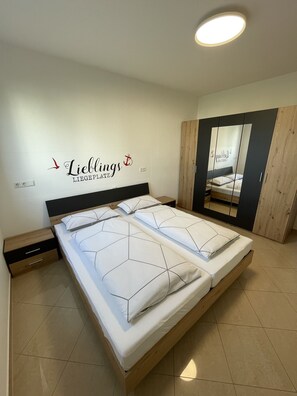 1 bedroom, WiFi, bed sheets