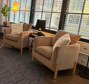 Interior - 2-bedroom apartment just 9 minutes drive to Kings Island (Maineville)