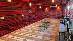 Reception - Adama Hotel (Ramat Negev)