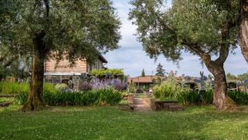 Enceinte de lâhĂ©bergement