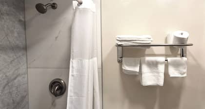 Exclusivo Inn by OYO Grand Prairie, TX