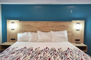 Free WiFi, bed sheets